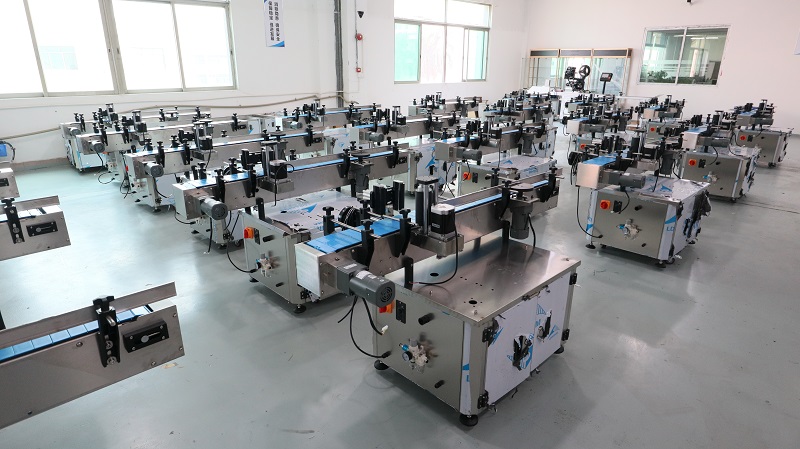 多标头贴标机,贴标机,全自动贴标机