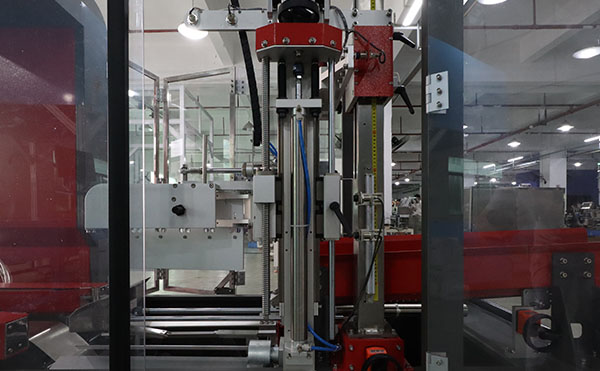 一字型自动封箱机,封箱机厂家,封箱机